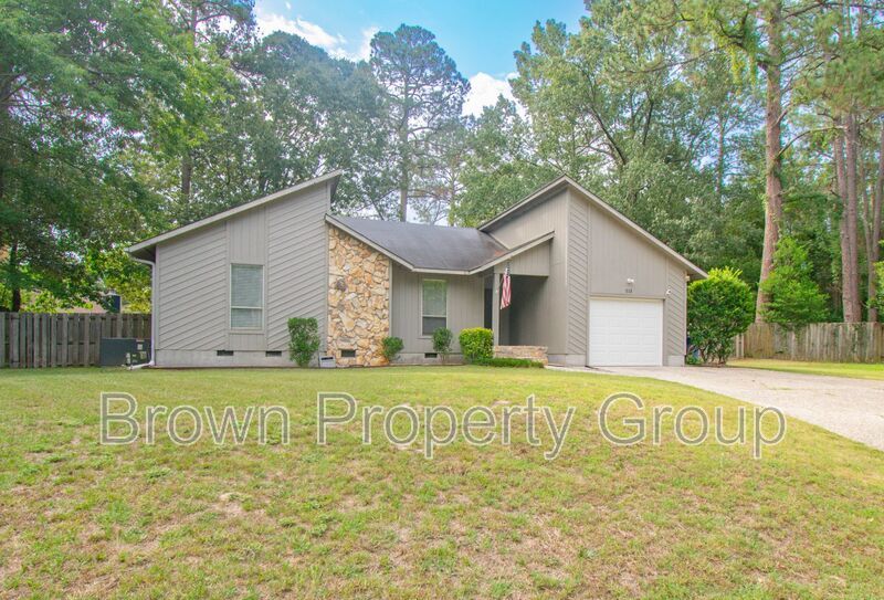 Coming Soon! Remodeled 3 Bedroom 2 Bathroom Home - Pets Allowed! property image