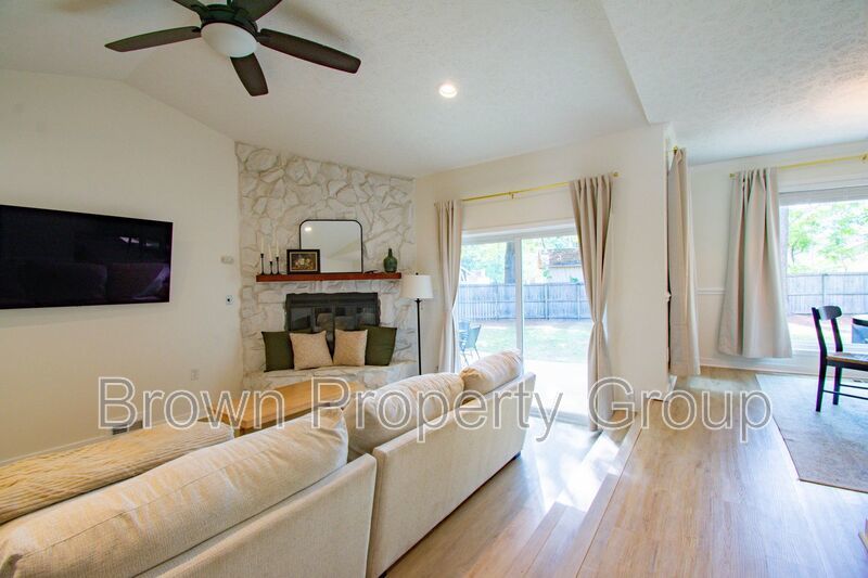 Coming Soon! Remodeled 3 Bedroom 2 Bathroom Home - Pets Allowed! property image