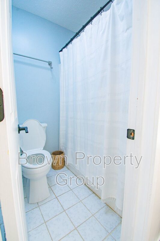 Coming Soon! Remodeled 3 Bedroom 2 Bathroom Home - Pets Allowed! property image