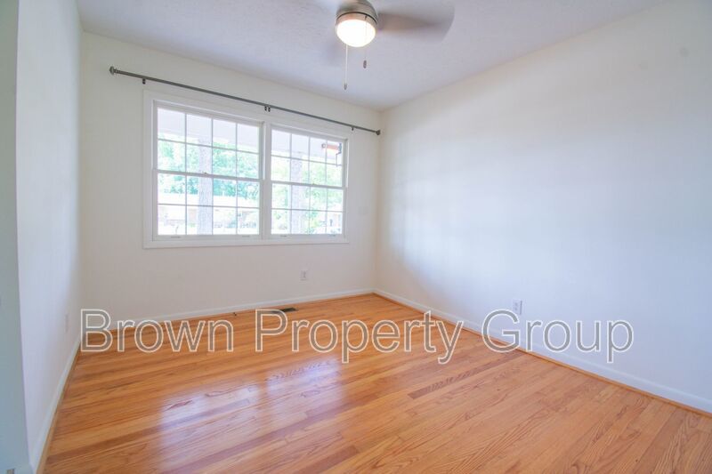 3 Bedroom 2 Bathroom With A Pool! property image