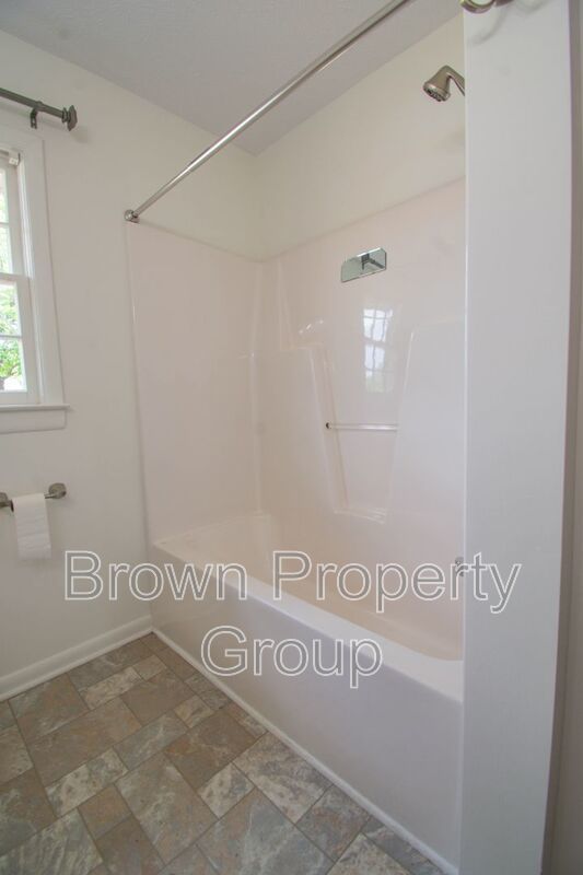 3 Bedroom 2 Bathroom With A Pool! property image