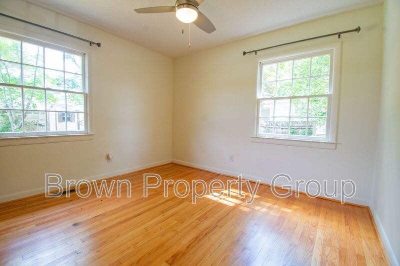 3 Bedroom 2 Bathroom With A Pool! property image