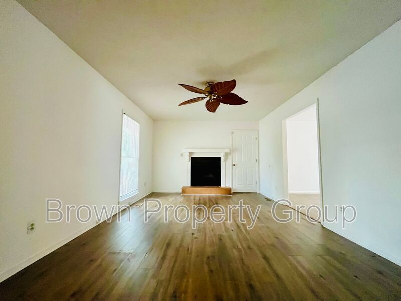 3 Bedroom and 2 Bath Home (No Pets) property image
