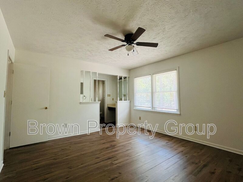 3 Bedroom and 2 Bath Home (No Pets) property image