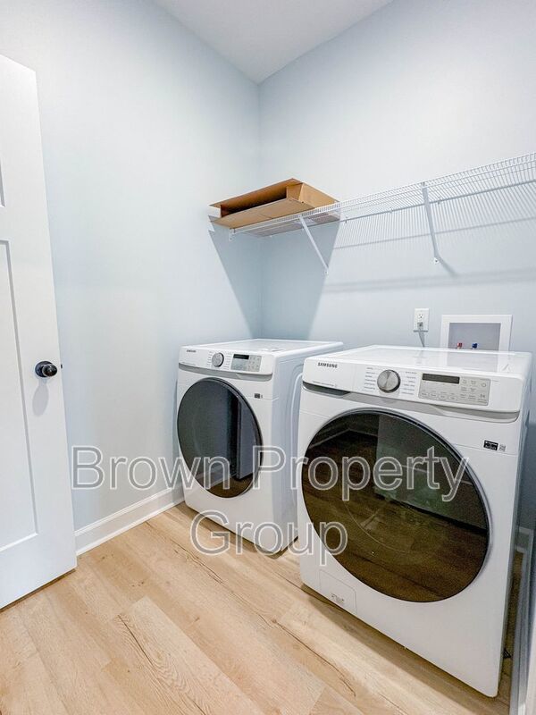 ✨ NEED MORE SPACE? THIS 5-BEDROOM HOME HAS IT ALL! property image