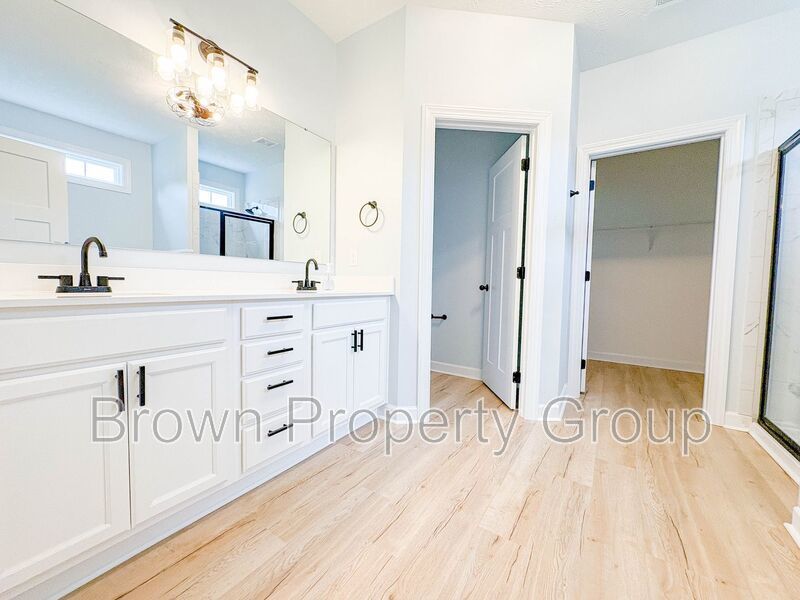 ✨ NEED MORE SPACE? THIS 5-BEDROOM HOME HAS IT ALL! property image