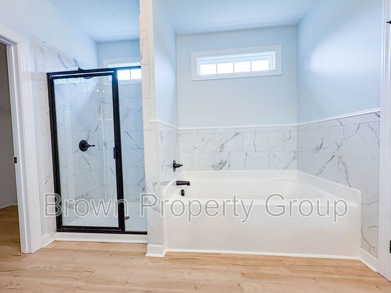 ✨ NEED MORE SPACE? THIS 5-BEDROOM HOME HAS IT ALL! property image