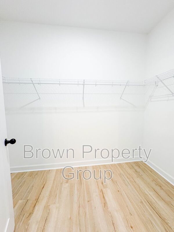✨ NEED MORE SPACE? THIS 5-BEDROOM HOME HAS IT ALL! property image