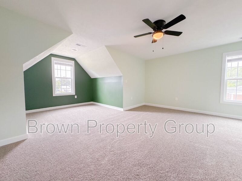 ✨ NEED MORE SPACE? THIS 5-BEDROOM HOME HAS IT ALL! property image