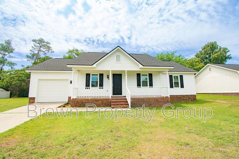 Fully Remodeled 3 Bedroom 2 Bathroom Home! property image