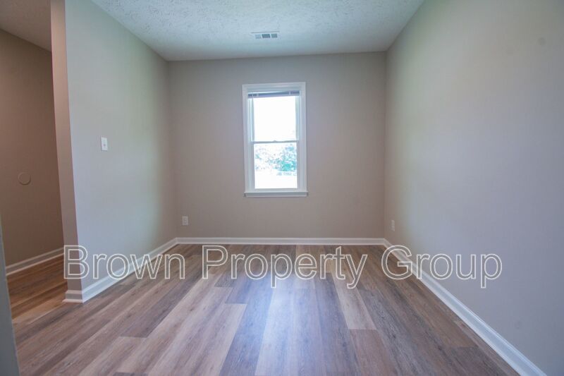 Fully Remodeled 3 Bedroom 2 Bathroom Home! property image