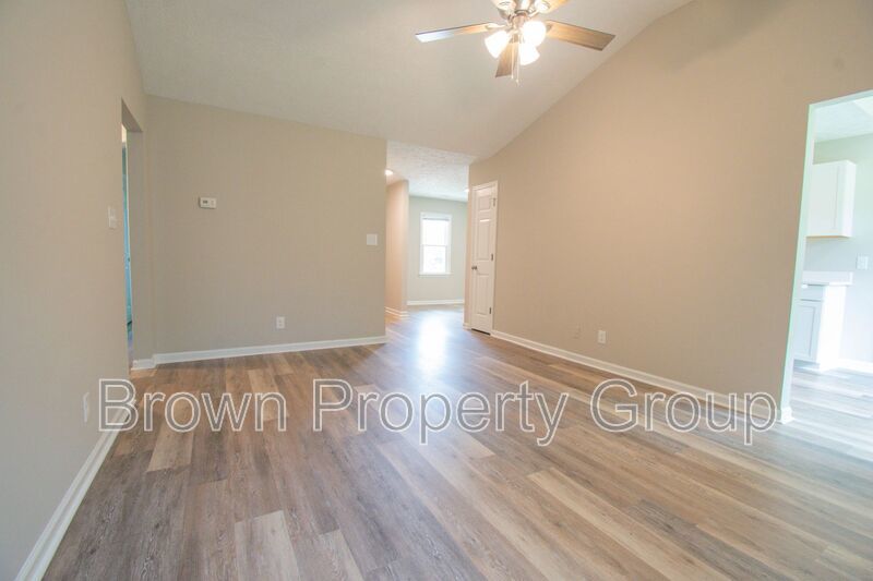 Fully Remodeled 3 Bedroom 2 Bathroom Home! property image