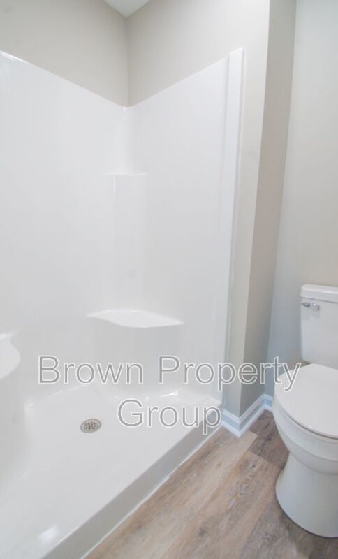 Fully Remodeled 3 Bedroom 2 Bathroom Home! property image