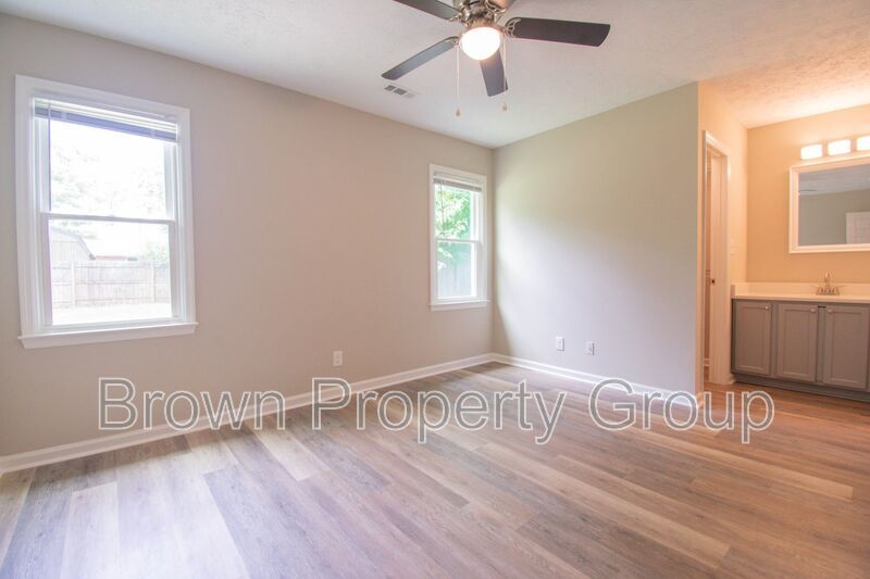 Fully Remodeled 3 Bedroom 2 Bathroom Home! property image