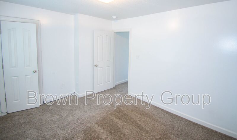 2 Bedroom 2 Bathroom Townhome- Pets Allowed! property image