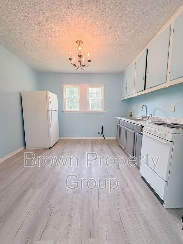 2 Bedroom 1 Bathroom Duplex property image