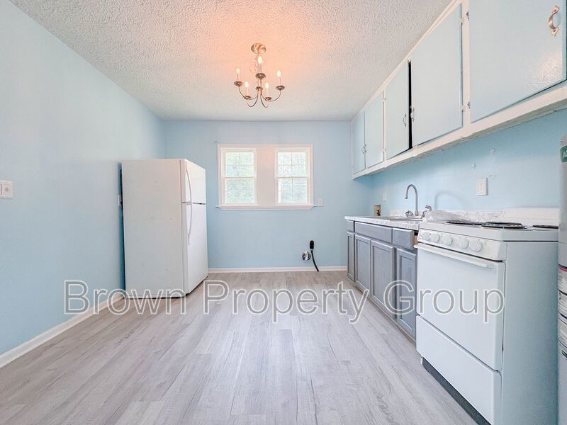 2 Bedroom 1 Bathroom Duplex property image