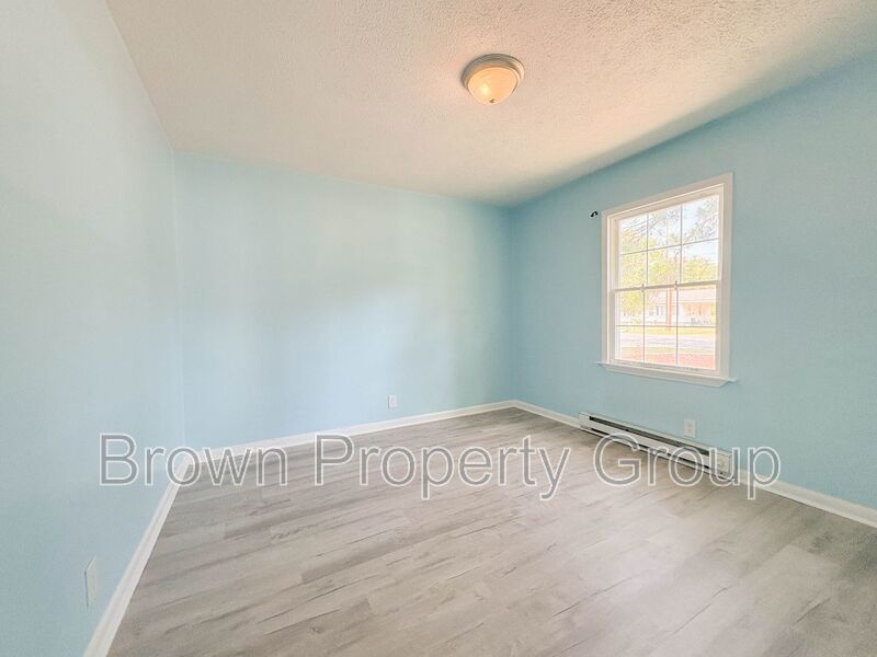 2 Bedroom 1 Bathroom Duplex property image