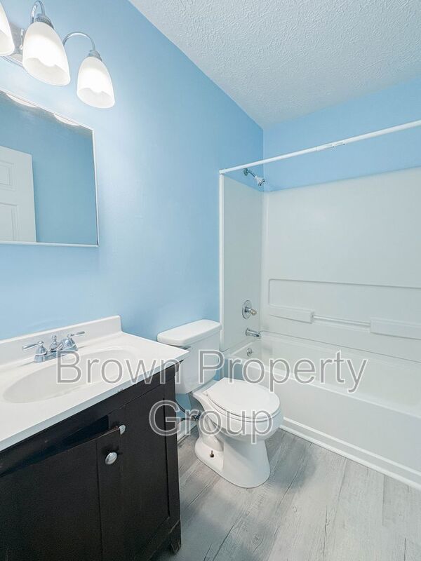 2 Bedroom 1 Bathroom Duplex property image