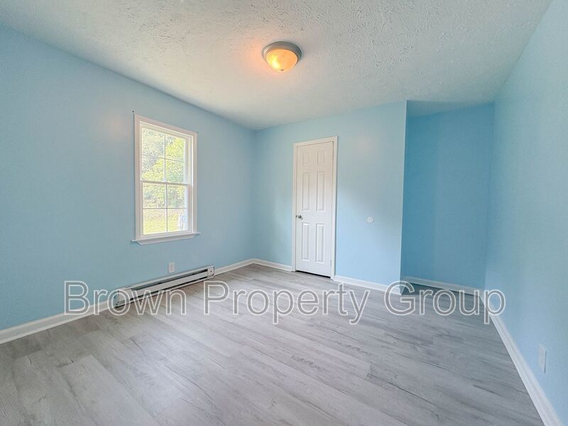 2 Bedroom 1 Bathroom Duplex property image