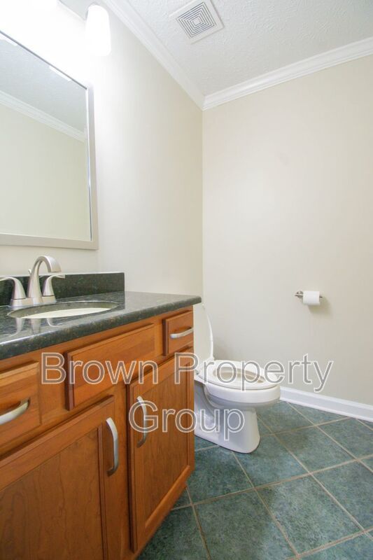 Price Reduction- Near Methodist University & Interstate 295 for quick commute anywhere property image