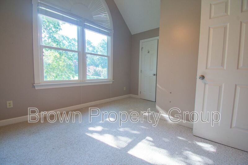 Price Reduction- Near Methodist University & Interstate 295 for quick commute anywhere property image
