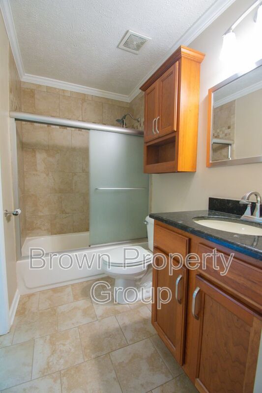 Price Reduction- Near Methodist University & Interstate 295 for quick commute anywhere property image