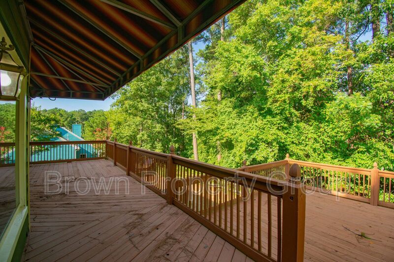 Price Reduction- Near Methodist University & Interstate 295 for quick commute anywhere property image