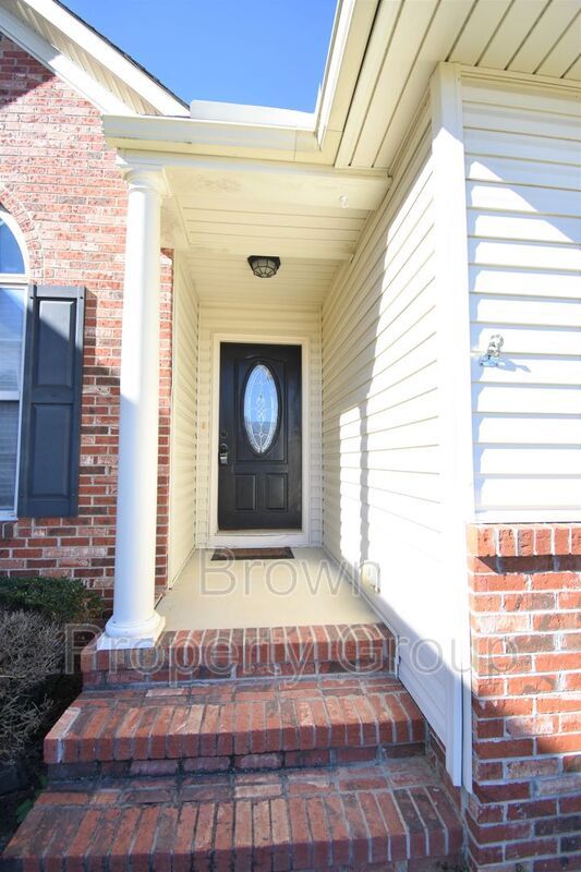 Coming Soon~3 Bedroom and 2 Bath Home with Bonus Room- Pets Considered property image