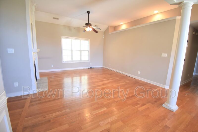 Coming Soon~3 Bedroom and 2 Bath Home with Bonus Room- Pets Considered property image