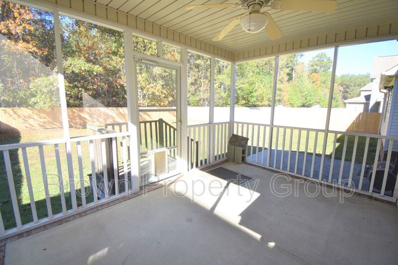 Coming Soon~3 Bedroom and 2 Bath Home with Bonus Room- Pets Considered property image