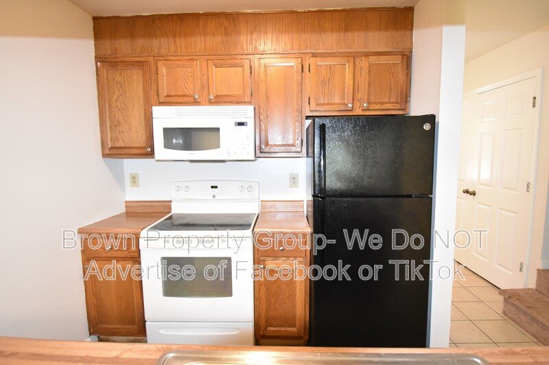 Coming Soon! Wickford Court Apartments- Quiet Neighborhood Apartment Living property image
