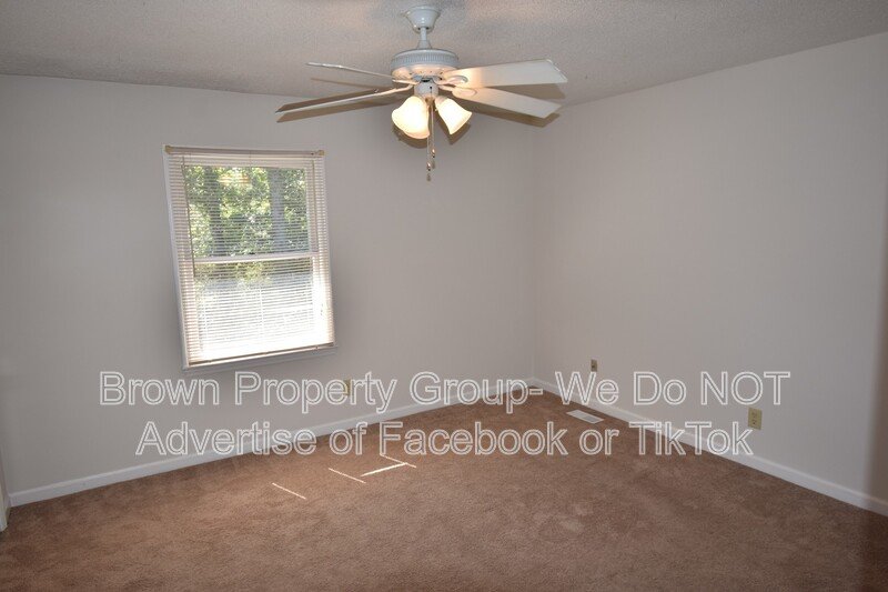 Coming Soon! Wickford Court Apartments- Quiet Neighborhood Apartment Living property image