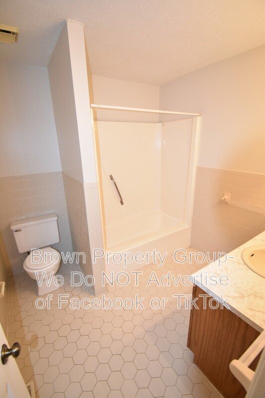 Coming Soon! Wickford Court Apartments- Quiet Neighborhood Apartment Living property image