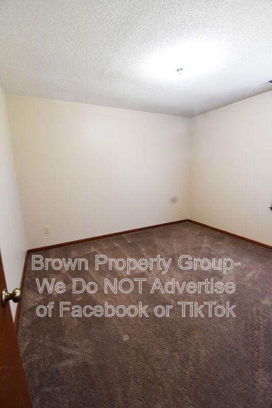 Coming Soon! 2 Bedroom 1.5 Bath- Homeplace Court property image