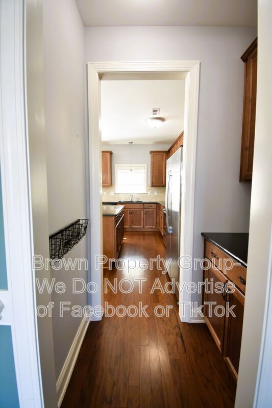 Coming Soon: 4 Bedroom 3 Bathroom- Small Dogs Allowed property image