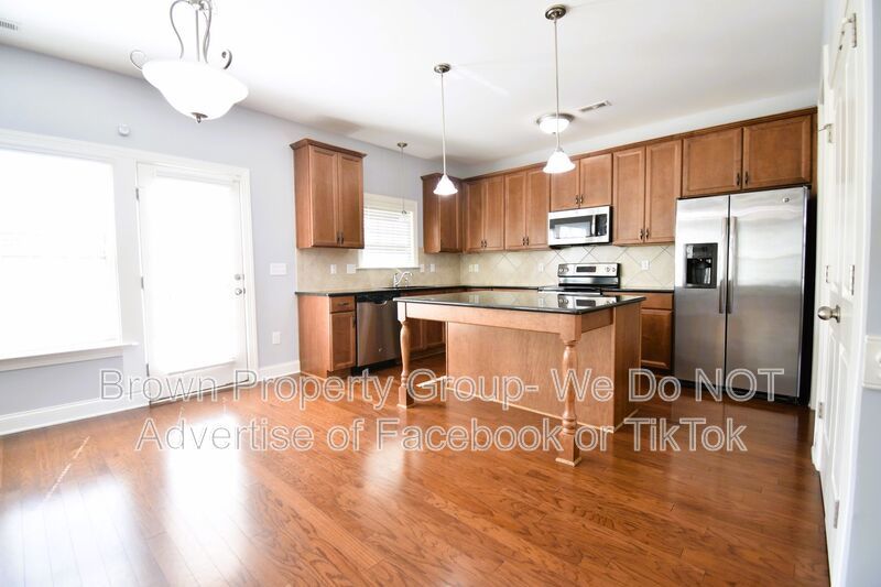 Coming Soon: 4 Bedroom 3 Bathroom- Small Dogs Allowed property image