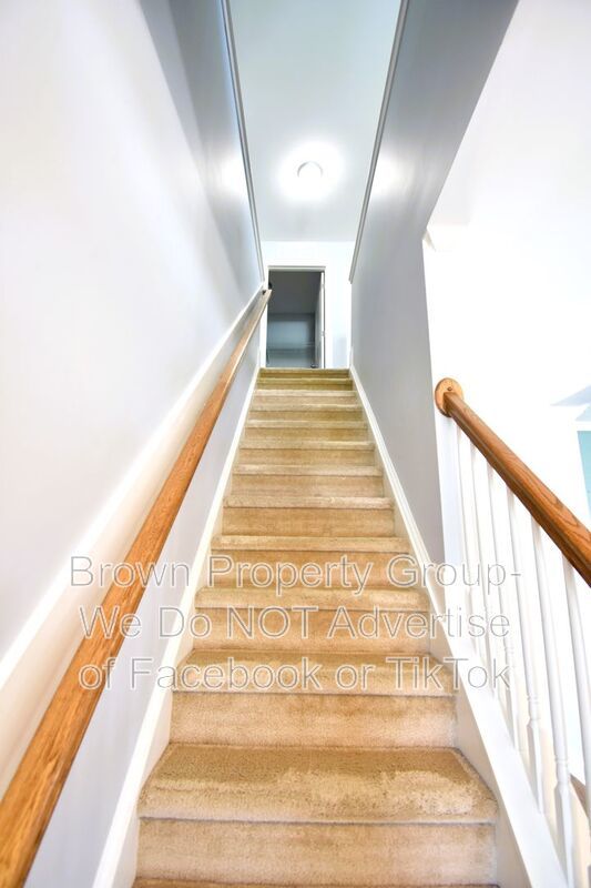 Coming Soon: 4 Bedroom 3 Bathroom- Small Dogs Allowed property image