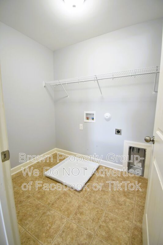 Coming Soon: 4 Bedroom 3 Bathroom- Small Dogs Allowed property image
