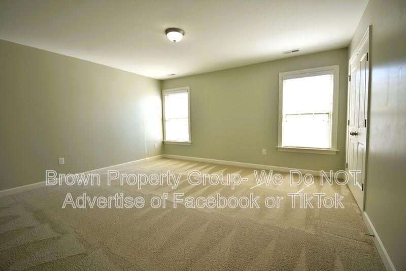 Coming Soon: 4 Bedroom 3 Bathroom- Small Dogs Allowed property image