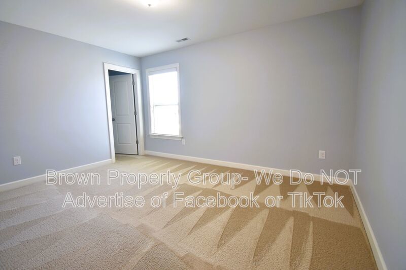 Coming Soon: 4 Bedroom 3 Bathroom- Small Dogs Allowed property image