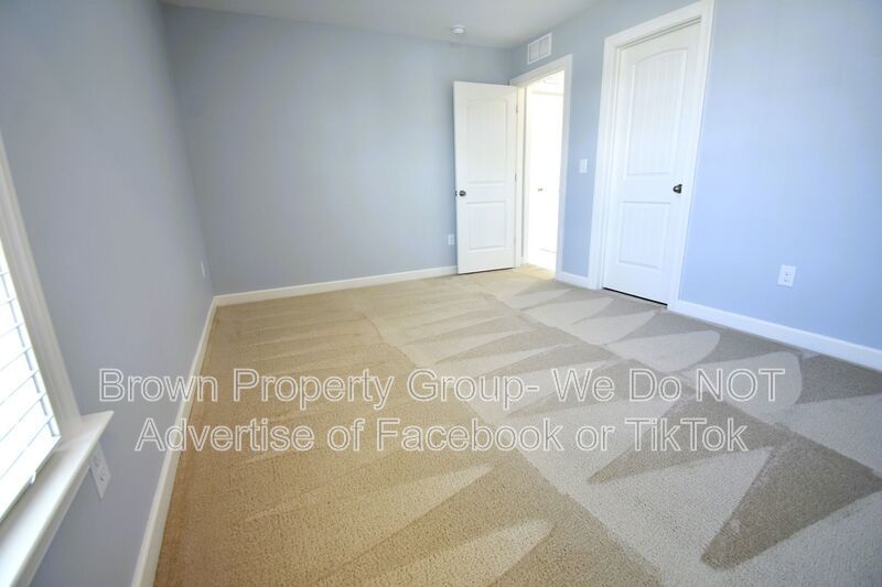 Coming Soon: 4 Bedroom 3 Bathroom- Small Dogs Allowed property image
