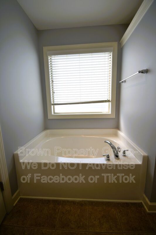 Coming Soon: 4 Bedroom 3 Bathroom- Small Dogs Allowed property image