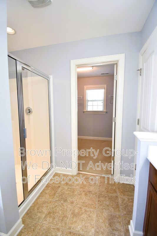 Coming Soon: 4 Bedroom 3 Bathroom- Small Dogs Allowed property image