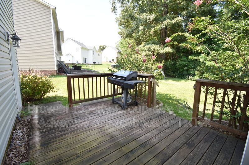 Coming soon: 4 Bedroom and 2.5 Bath Home (Pets Considered) property image