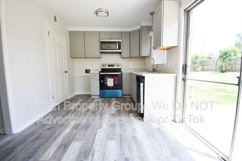 Coming Soon. 2 Bedroom 1.5 Bathroom Townhome property image