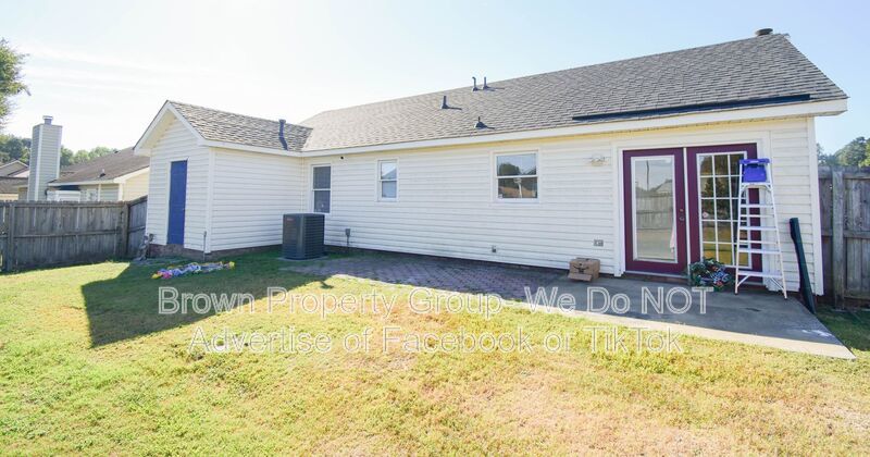 Price Reduced-2 Weeks Free Rent- 3 Bedroom 2 Bathroom- Pets Considered property image