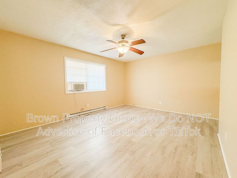 2 Bedroom 1 Bathroom Townhome- Small Pets Allowed property image