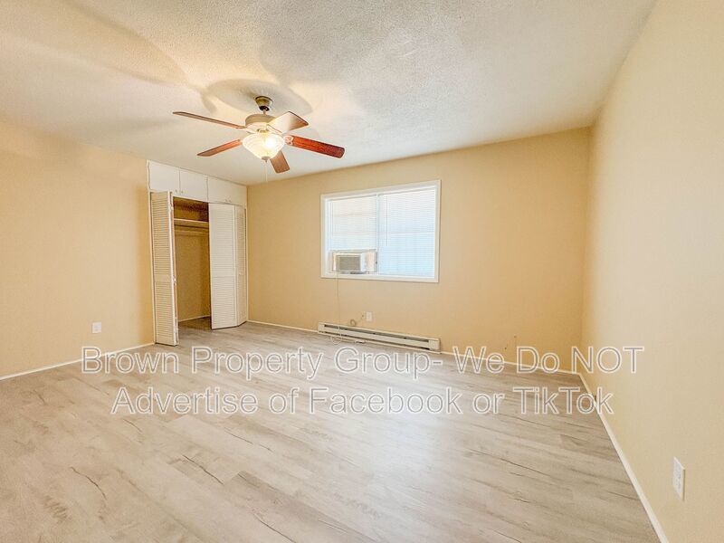 2 Bedroom 1 Bathroom Townhome- Small Pets Allowed property image