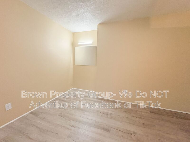 2 Bedroom 1 Bathroom Townhome- Small Pets Allowed property image